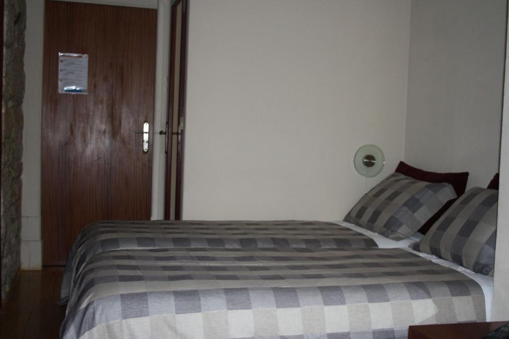 Residencia Pedra Antiga Hotel Порто Стая снимка