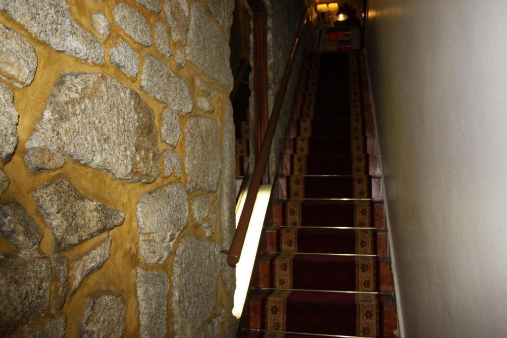 Residencia Pedra Antiga Hotel Порто Екстериор снимка