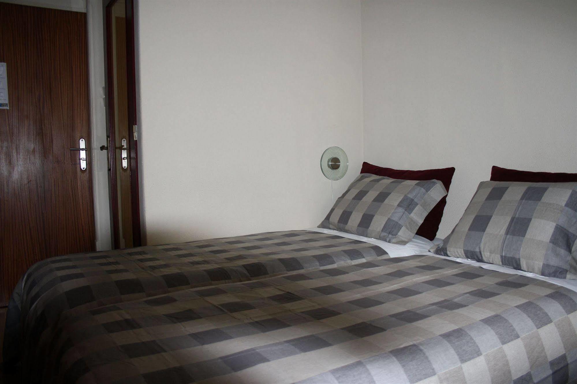 Residencia Pedra Antiga Hotel Порто Екстериор снимка