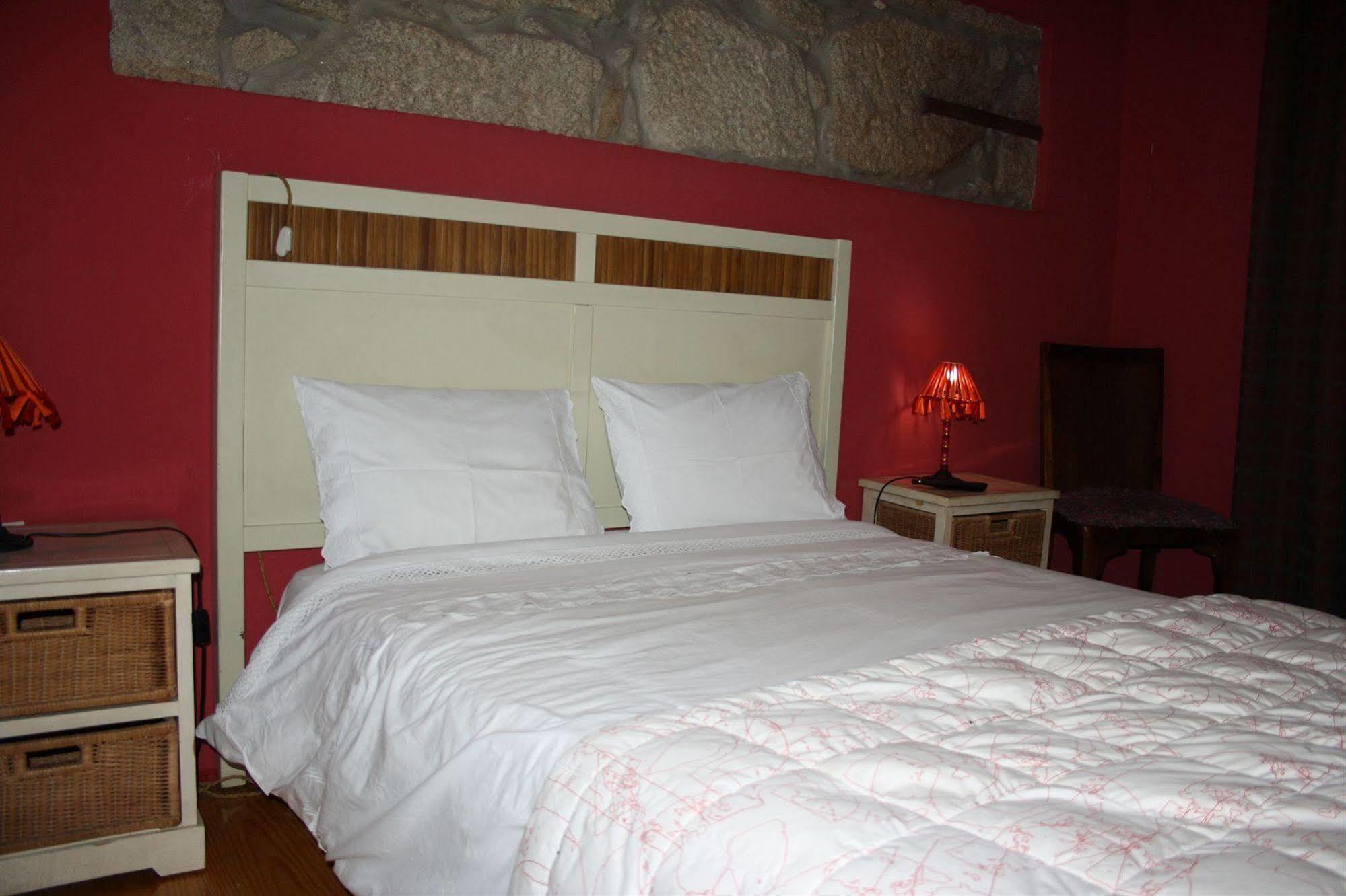 Residencia Pedra Antiga Hotel Порто Екстериор снимка