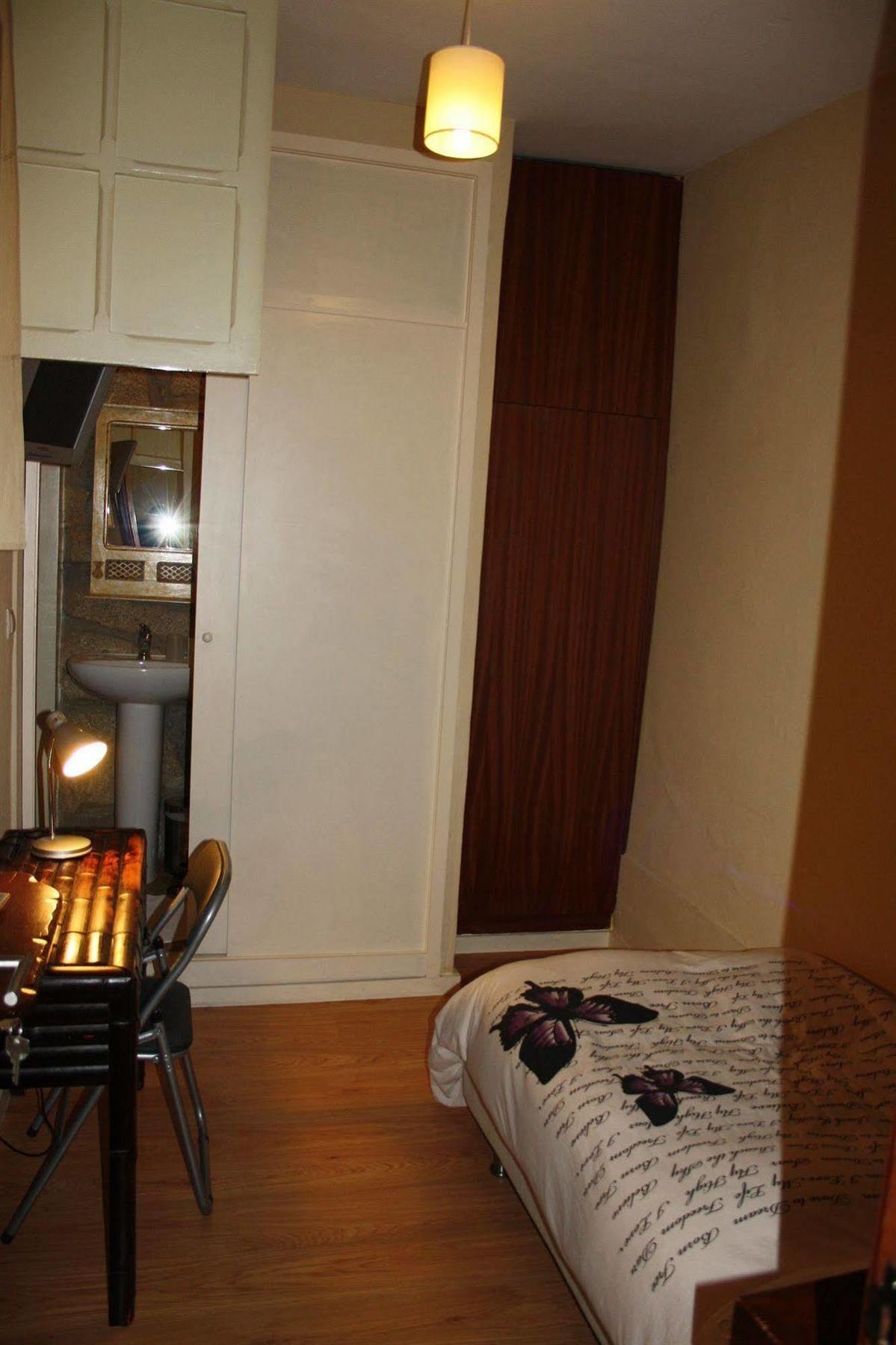 Residencia Pedra Antiga Hotel Порто Екстериор снимка
