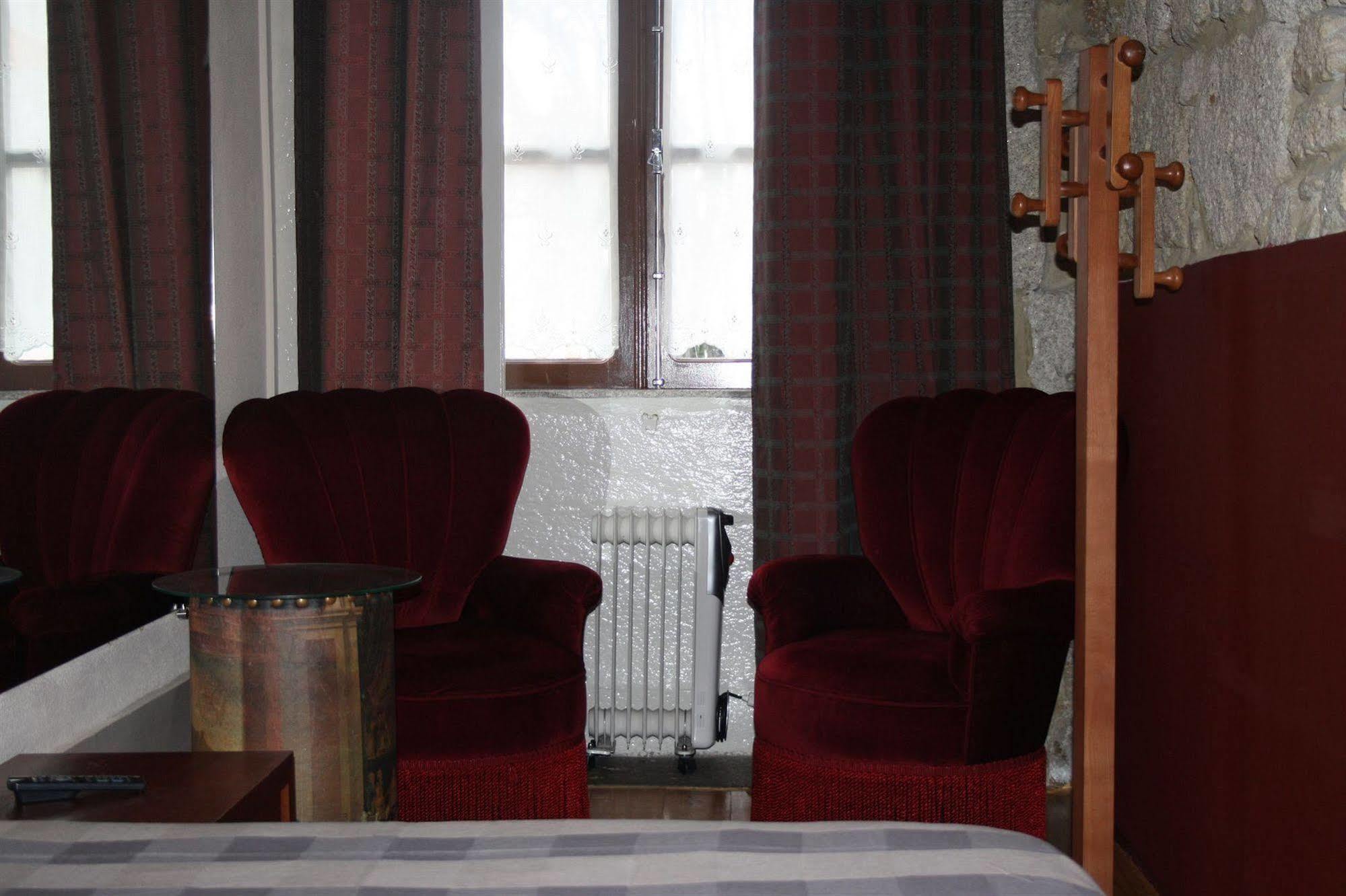 Residencia Pedra Antiga Hotel Порто Екстериор снимка