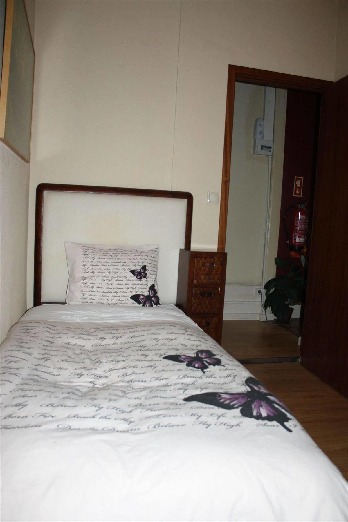 Residencia Pedra Antiga Hotel Порто Екстериор снимка